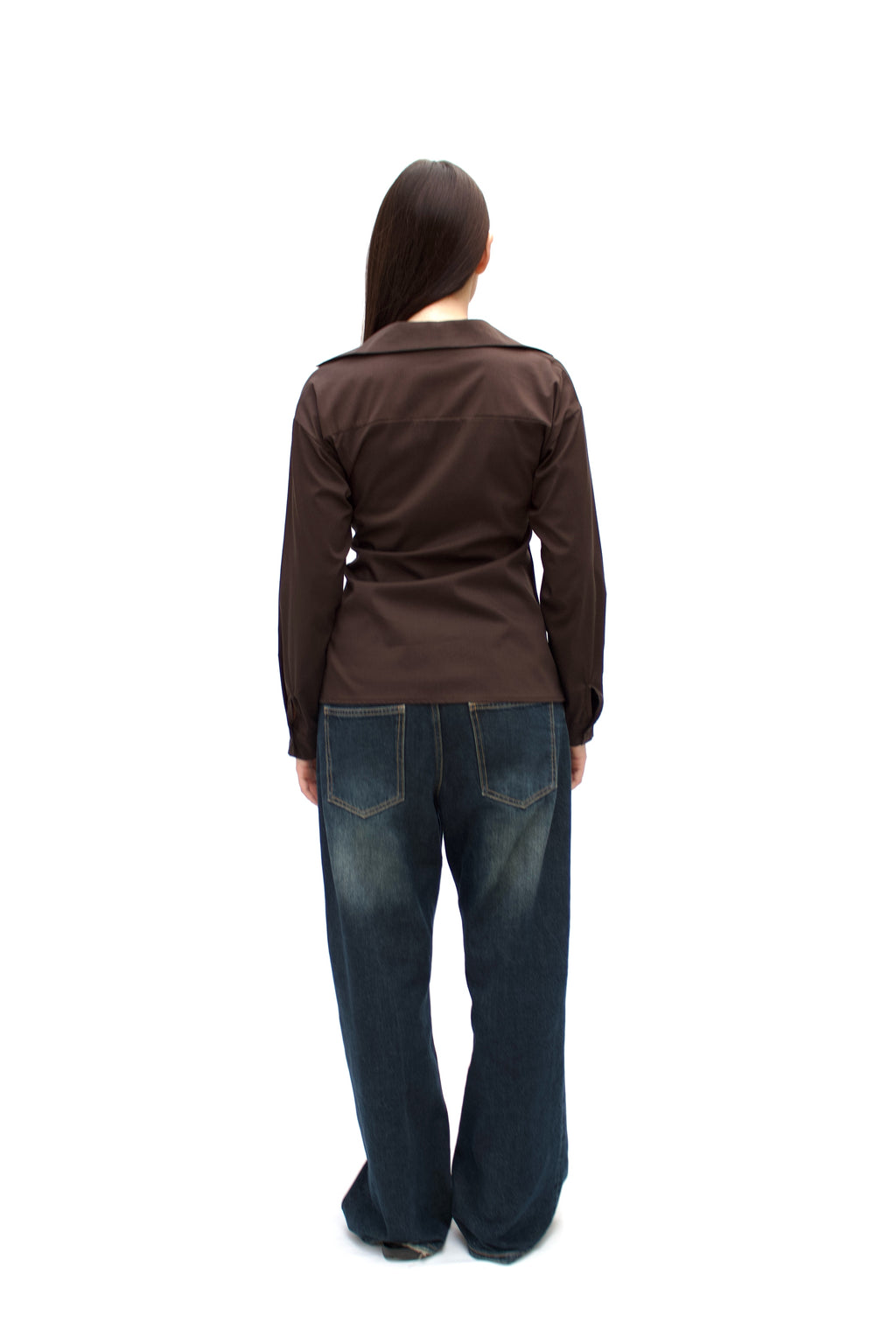 Camicia con nodo in vita