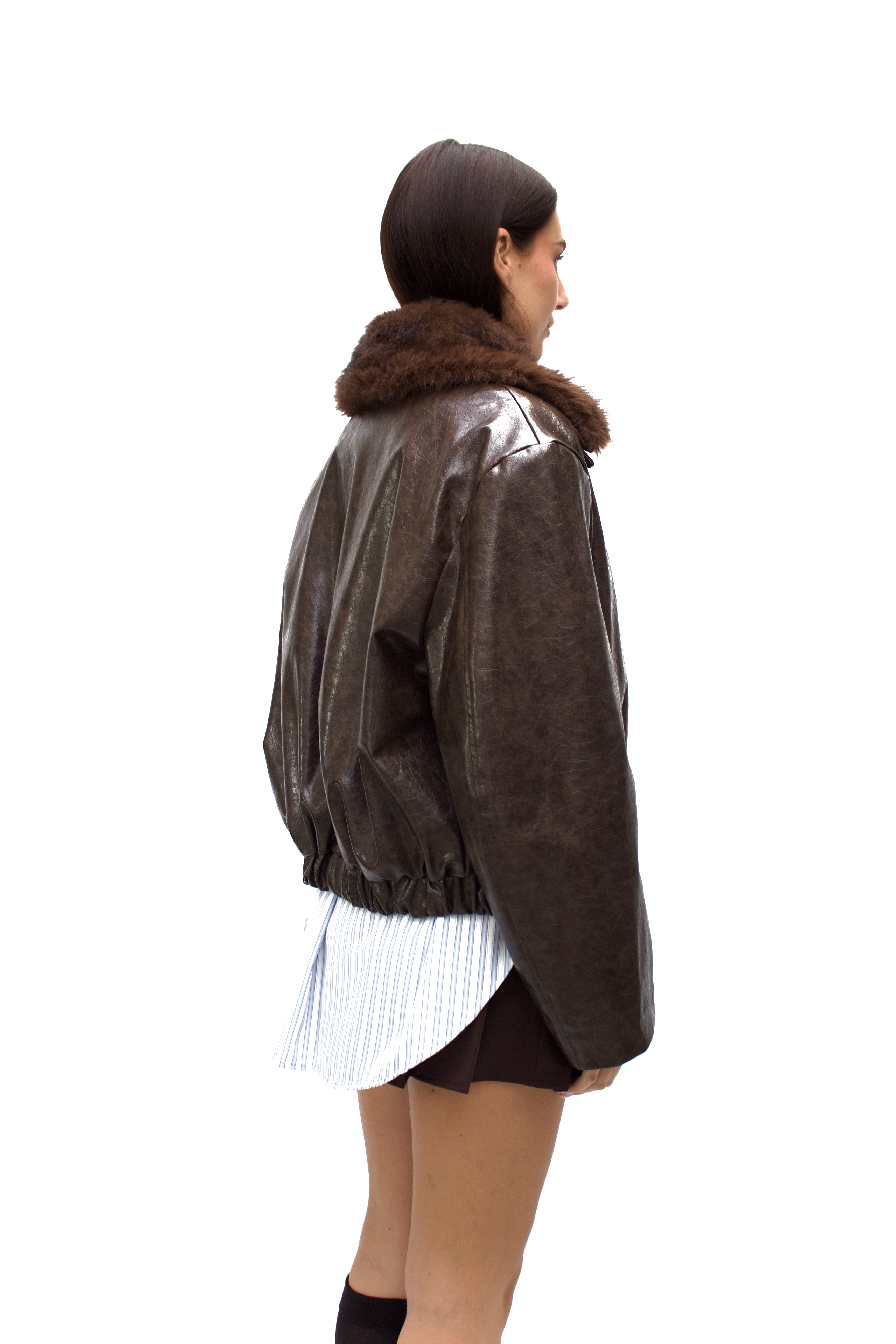 Bomber in ecopelle martellata