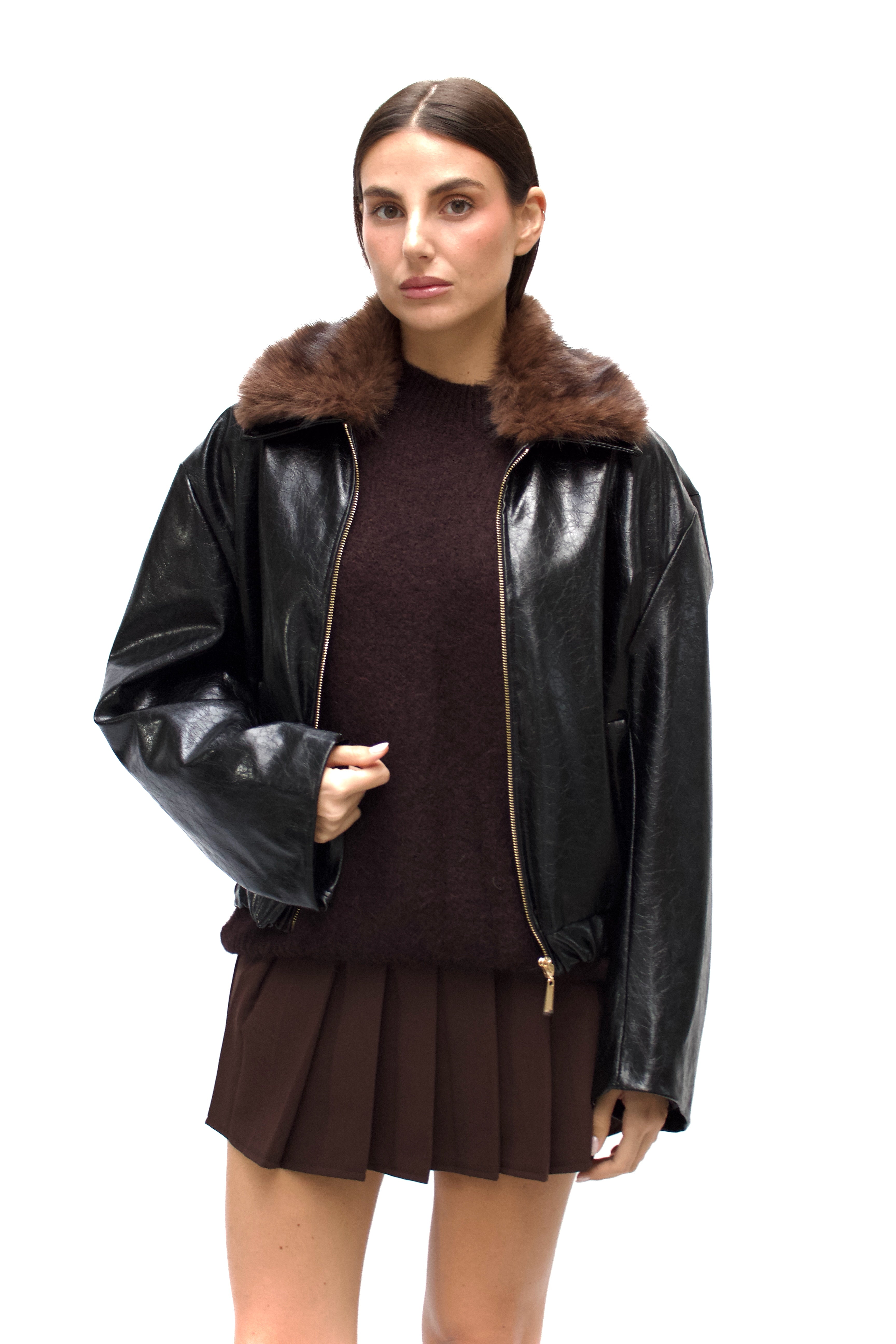 Bomber in ecopelle martellata