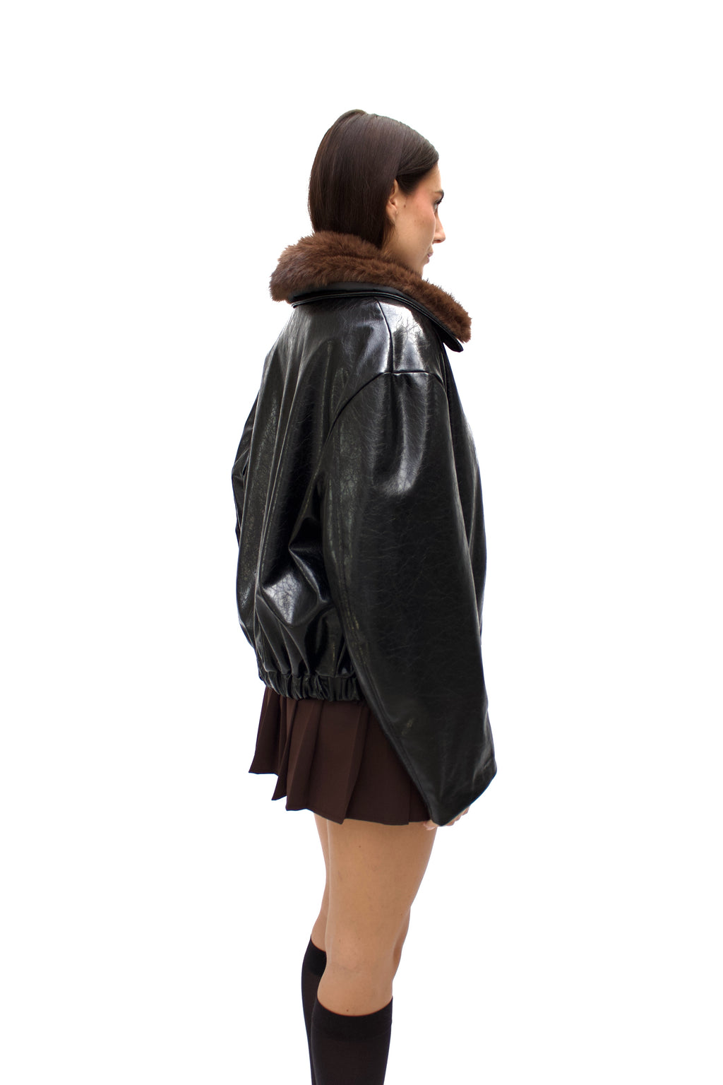 Bomber in ecopelle martellata