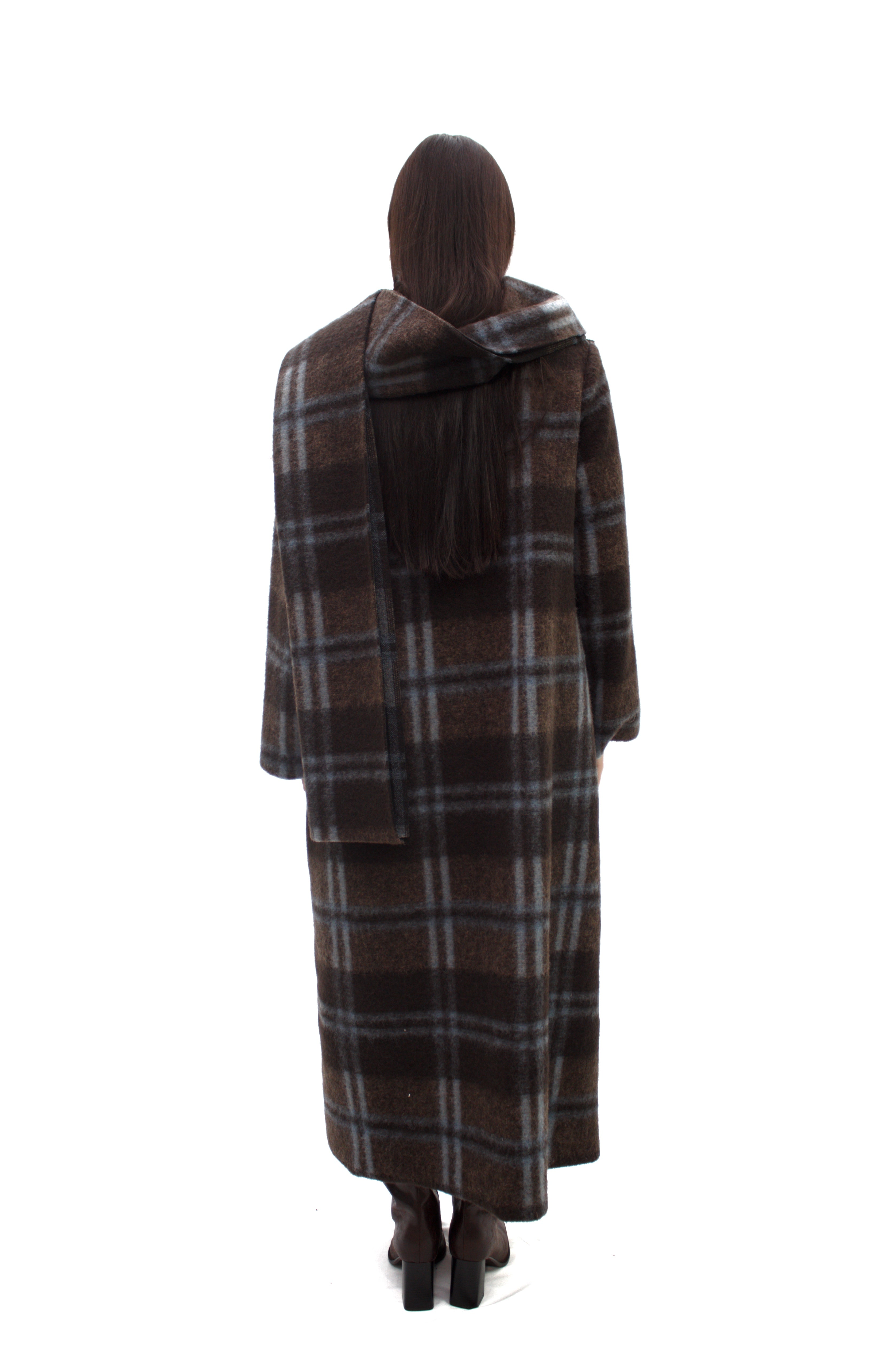 Cappotto in lana cotta con sciarpa